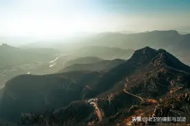 莲花山不高，却有石家庄最短、最危险的一条徒步环线图片