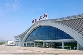 一天四人误车，网友建议邵阳这座高铁站改名图片