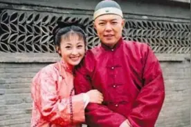 她是吴京唯一“绯闻女友”，与张铁林同居多年，今嫁大23岁老戏骨图片