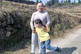 38岁神童魏永康已下葬，干妈：他懂得感恩，家有两套房，儿女经常考100图片