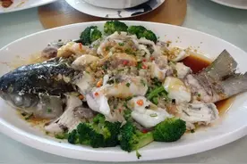 装修不起眼，门面不起眼，但这间店的简单几样菜，却带来了惊喜图片