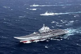 俄专家模拟中美航母“史诗级对决”：三个回合后，中国航母将沉没图片