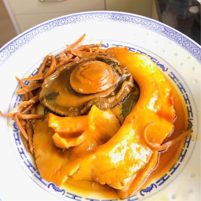 花胶莲藕鸭汤的功效与作用 2026年花胶莲藕鸭汤的功效与作用是什么