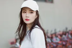 3岁出道的李小璐最红时钟楚曦吕一伊能静吴谨言肖燕都曾给她做配图片