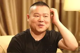 知恩图报的岳云鹏，给5个姐姐每人1栋豪宅，为何不参加父亲葬礼？图片
