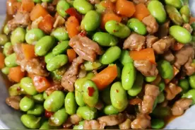 家常快手菜馋嘴肉丁，10分钟就能搞定，鲜香嫩滑，实在是太下饭了图片
