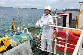 船长一意孤行开航，去俄罗斯途中遇超级台风，我差点没能活着回来图片