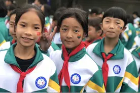 小学生聊天记录不堪入目：父母在性教育上偷的懒，孩子会加倍奉还图片