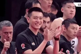 杨鸣上人民日报，郭艾伦获奖，俞长栋谈预防伤病，上海签潜力新星图片