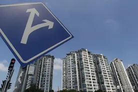 金融保卫战，13个歼敌的步骤，最后一步竟是人民币国际化图片