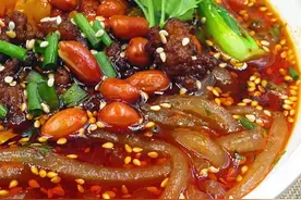 5年前花6000在四川学的麻辣粉底料配方及制作，女同胞超爱图片