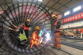 市场弄潮 转型升级下的破局之路图片