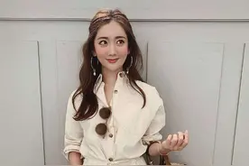 同穿极简风，大女人和小女人有什么区别？看这2位日本博主就知道图片