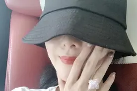 范冰冰生日晒出2200万钻戒，是新男友所送？还是李晨？图片