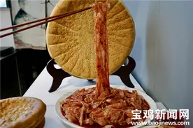 每天50万份擀面皮发全国 让异地过年的宝鸡人品尝家乡味道图片