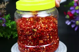 大厨教你做剁辣椒，配方比例告诉你，酸辣无添加，放一年都不坏图片