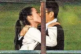 “港姐中的港姐”李嘉欣的激荡情史，和她生命中最爱的1个男人图片