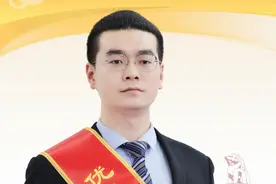 飒！登上央视、保研985、执行维稳任务，这10位军人学霸来自同所名校！图片