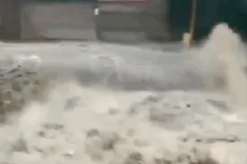 河南雨灾的反思，谁该为这场雨灾买单？图片