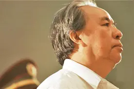 第一任首富的魔幻人生：炸喜马拉雅、造卫星，破产后找前员工借钱图片