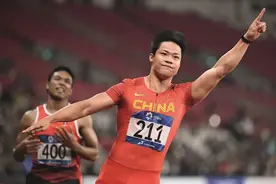 苏炳添揭秘东京赛场：撞线瞬间发生了一个小插曲图片