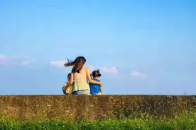 每个优秀孩子背后，都藏着一个“坏”妈妈图片