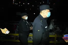 电梯内，男子将手伸向11岁女童……家长已报警图片