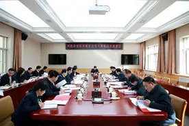 下好六个功夫学党史确保政府系统党史学习教育走深走实图片