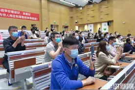 热点公办初中报录比持续走高，民办初中冰火两重天！青岛小升初第一志愿派位结束图片