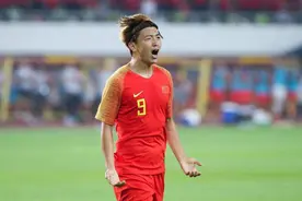 杨旭年薪严格遵守国脚标准，不超过税后660万图片