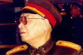 她是开国中将张震的夫人，生的子女各个优秀，三个少将，一个上将图片