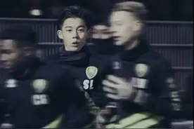 前国脚之子李嗣镕帅出圈，撞脸陈冠希郭富城，冲这颜值想看球了图片