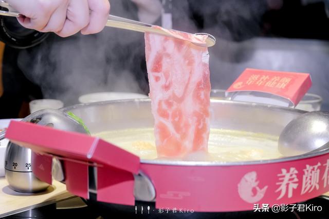 花胶鸡为什么这么黄 2026年花胶鸡锅底为什么那么黄
