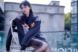 你以为的爱情，它终究都不是爱情图片
