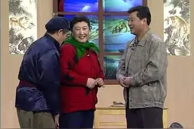 2006年，赵本山42万出场费只给范伟7千，高秀敏：哥呀，你太黑了图片