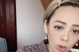 宁静推荐的2个化妆小物，平价又好用，没想到明星也用这些图片