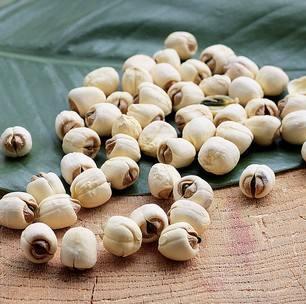 花胶炖山药茨实莲子 2026年淮山芡实莲子炖花胶的功效