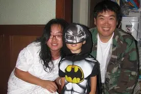 魏敏芝：14岁成名，张艺谋让她继续读书，如今定居美国，家庭幸福图片