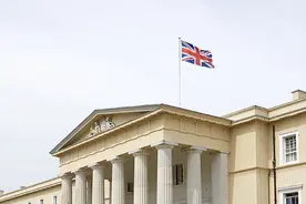 约翰牛的铁蹄——英国桑赫斯特皇家军事学院图片