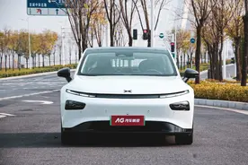 还在纠结小鹏P7和特斯拉Model3？这篇文章给你一锤定音图片