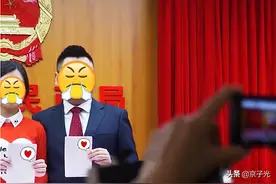 河北一女子高龄生育龙凤胎，离婚时左右为难：该要儿还是该要女？图片