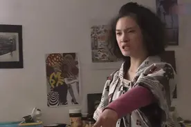 “冻脸”实验：妈妈突然变脸孩子什么反应？原来孩子承受了这么多图片