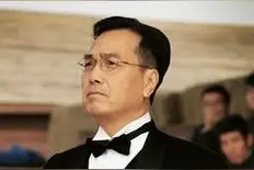 死心塌地爱刘晓庆5年被分手，“痴情”的伍卫国如今现状怎么样？图片