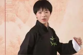 绍兴14岁初二女孩被德云社录取，网友：为师娘王惠鼓曲社招女徒弟图片