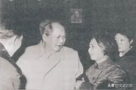 陈毅追悼会开始前，毛主席突然参加，周总理：赶紧通知宋庆龄等人图片