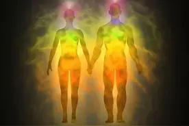 麦当劳的冷饮为何要默认加冰？因为他们掌握了人体热能转化的密码图片