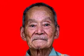 95岁特等功臣隐居60年，被邻居嘲笑没当过兵，他掏出勋章全场傻眼图片