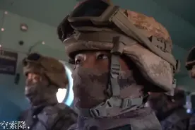 星空迷彩蔽行踪！悬停索降快如风！西藏军区这场训练亮点多图片