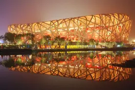 世界10大足球场，马拉卡纳球场居榜首，中国鸟巢也成功上榜图片