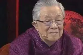 尼姑带佛像鉴宝，专家直言说是假的，尼姑却说：你可知我是谁图片
